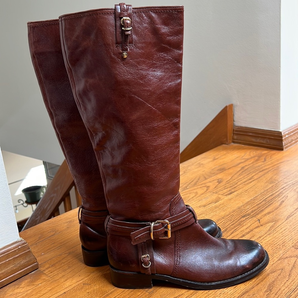 Vince Camuto 8.5 womens riding boots brown leather